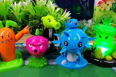 植物大作战无限叶子无敌版下载